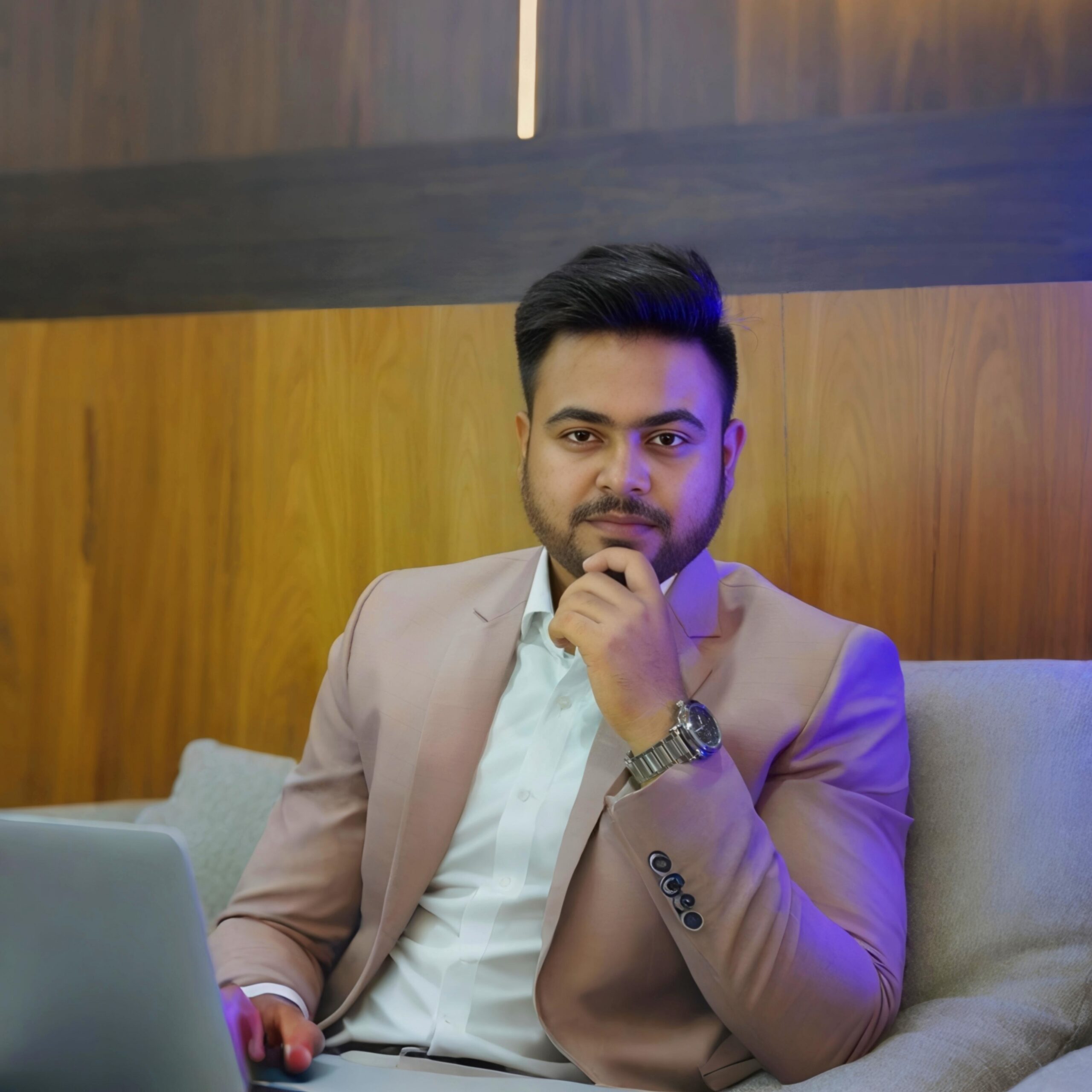 Ashwin Rajput, founder of DayHom Digital